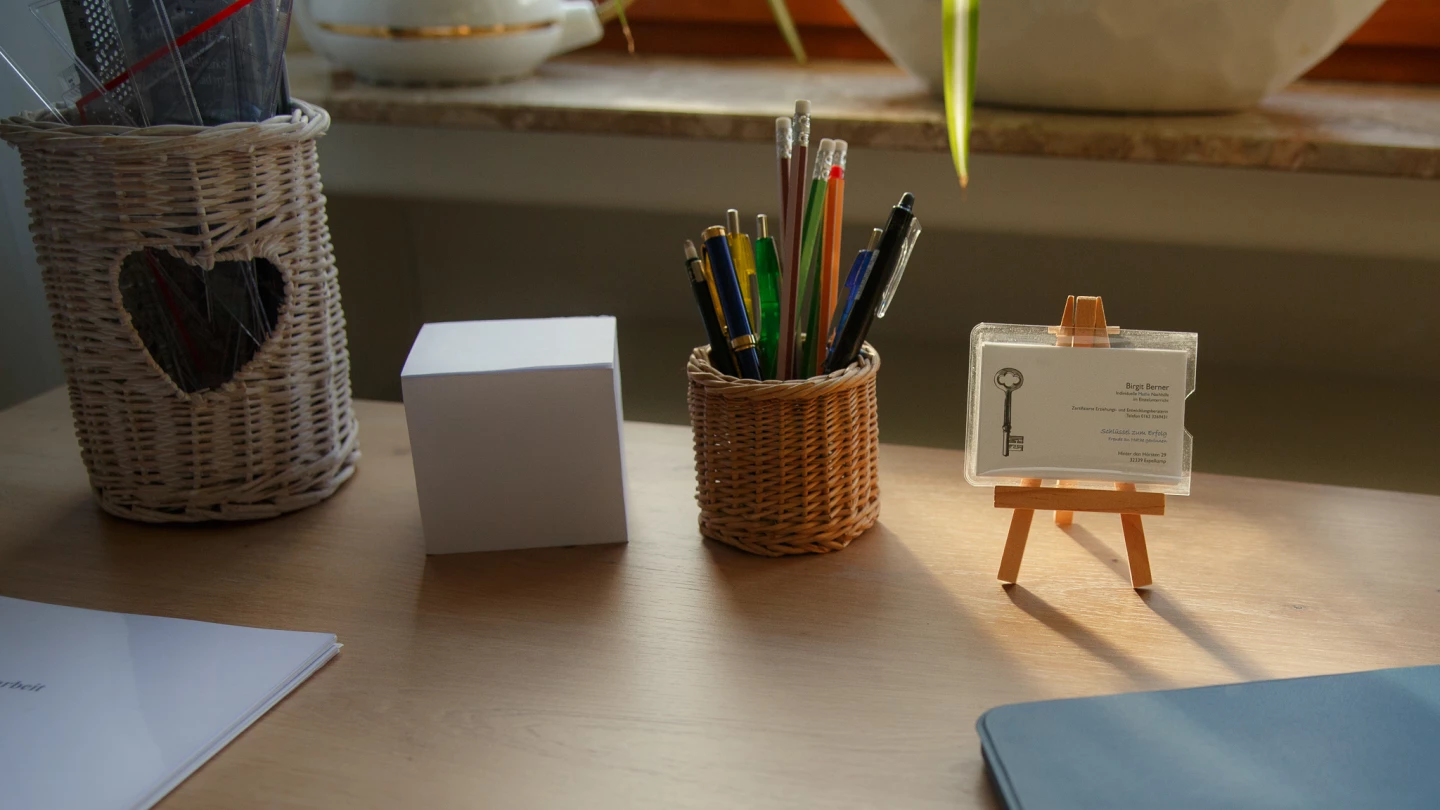 Large parallax image